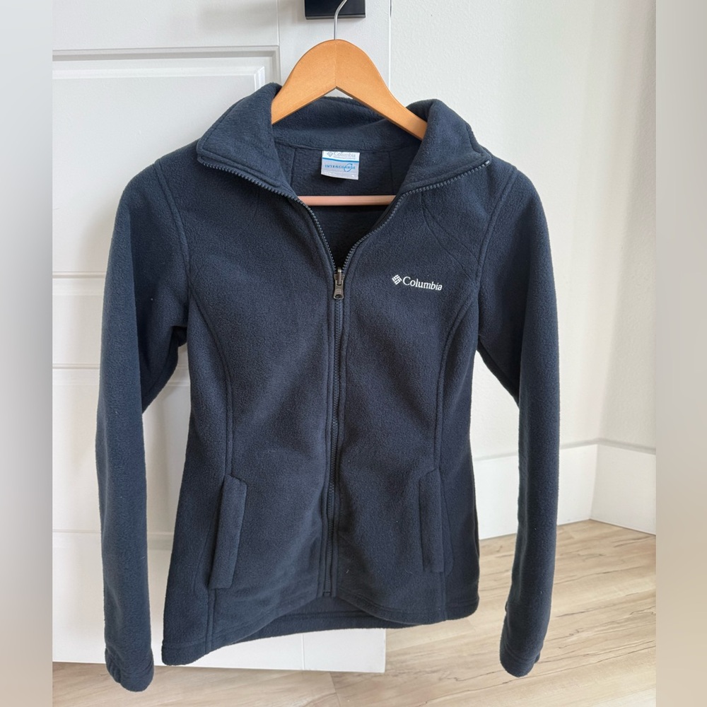 Women’s Navy Fleece Columbia Zip Up Jacket